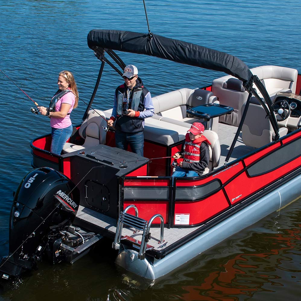 Chain O' Lakes Fox River Fishing Charter Boat